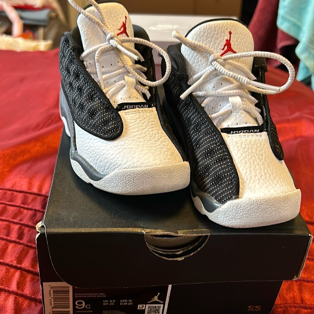 Toddler Jordan 13 size 9c